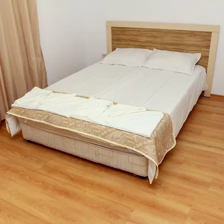 Guest Salena Aparthotel